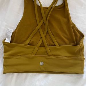 Lululemon sports bra - great condition. Sz 6